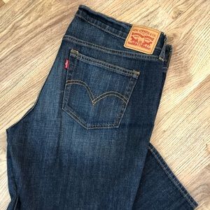 Levi’s Boyfriend stretch, straight leg